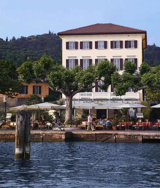 La Vittoria Boutique